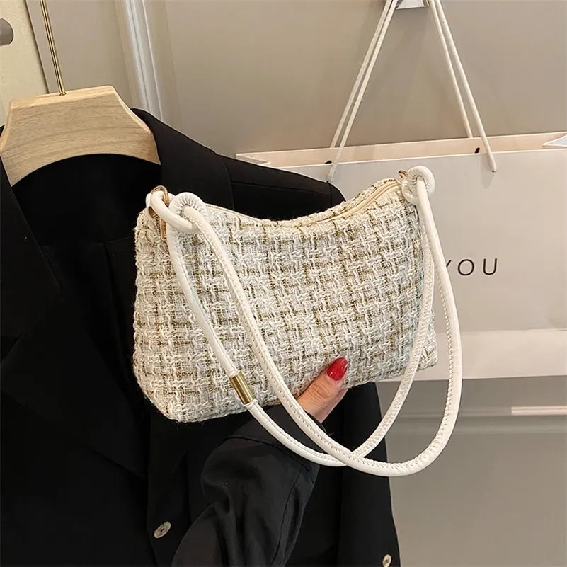 New Fashionable Women's Casual Shoulder Bag With Zipper Closure For Women #3629
