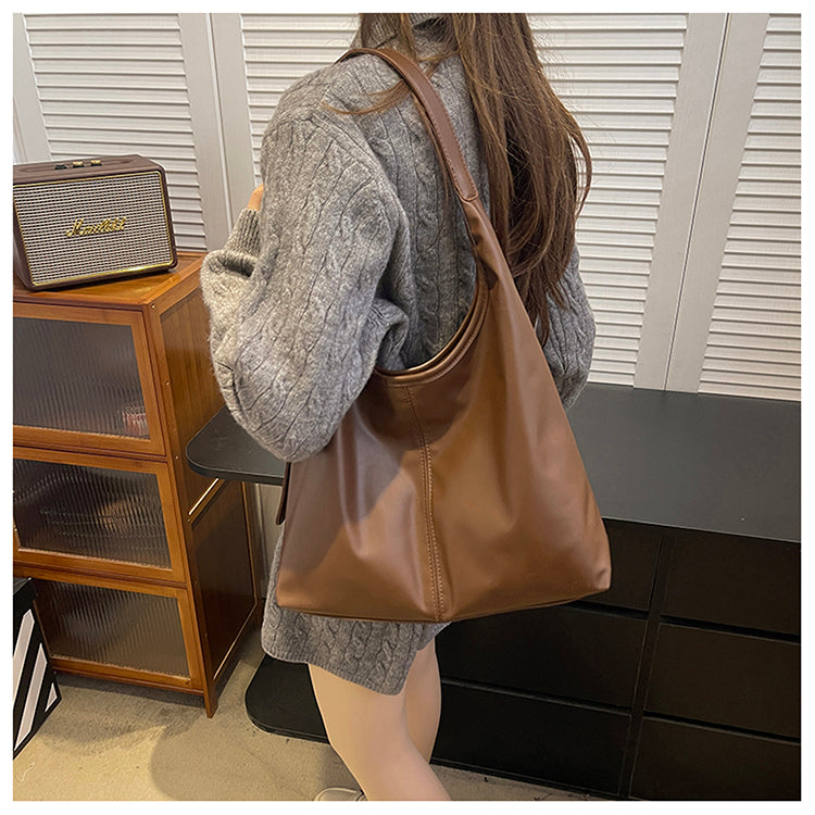 Retro Soft Leather Women Shoulder Bag Large Capacity Office College Bags 3619